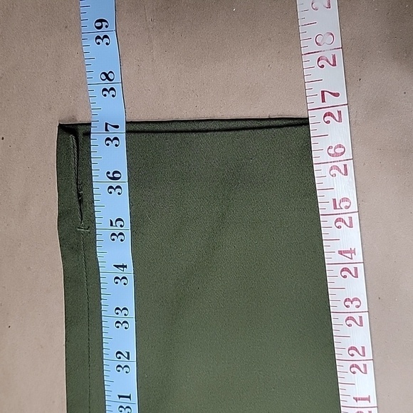 Old Navy, Size 8 High Rise Skinny WOW Pant, "In the Weeds" Color, Excellent Cond - Picture 10 of 14